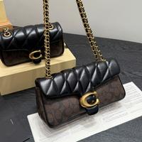 Coach Quilting Tabby