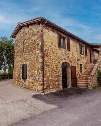 Rustico ben curato in una splendida posizione