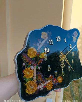 Orologio da parete piccolo con fiori