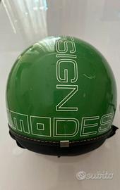 Casco Momo design