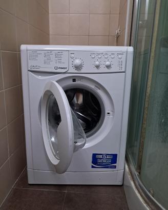Indesit lavatrice 6kg