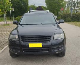 VOLKSWAGEN Touareg - 2006