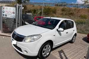 Dacia Sandero 1.4 8V GPL Lauréate-12/2009