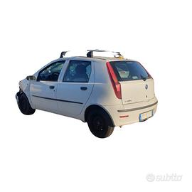 Ricambi usati per Fiat Punto 1.2 B/Met. del 2007