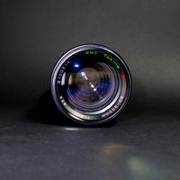 Obiettivo vintage Tokina 80-200 f/4 (FD)