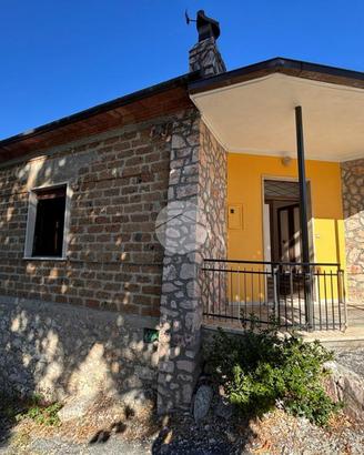 CASA INDIPENDENTE A CALVI DELL'UMBRIA