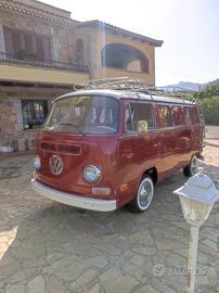 Volkswagen T2 Kombi