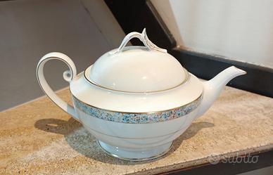 Teiera in fine porcellana tedesca bavarese Konigl