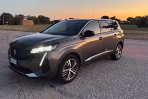 Peugeot 5008 BlueHDi 130 S&S EAT8 Allure Pack