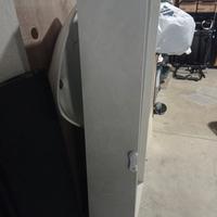 Mobile bagno sospeso con un solo cassetto