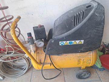 Compressore  aria 24lt  senza accessori 