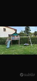Parco giochi in legno