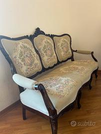 Salotto antico autentico