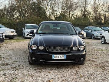 Jaguar X-Type 2.2D cat aut. Luxury cDPF