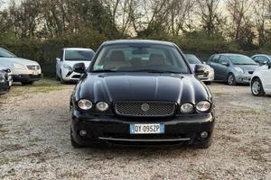 Jaguar X-Type 2.2D cat aut. Luxury cDPF