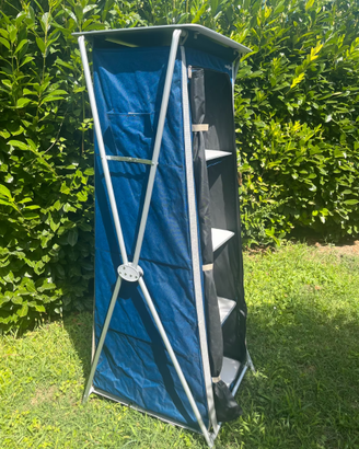 Mobile armadio da campeggio marca Brunner