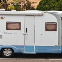 Semintegrale burstner delfin t695