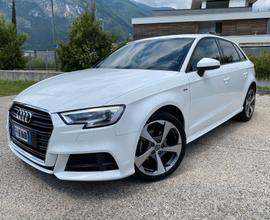 Audi A3 SPB 1.6 TDI 116 CV S-Line >WOW Ke bella !!