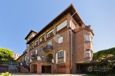 5 LOCALI A PECETTO TORINESE