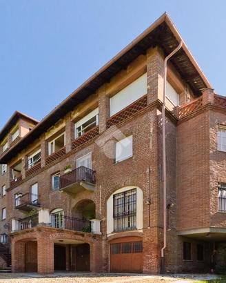 5 LOCALI A PECETTO TORINESE
