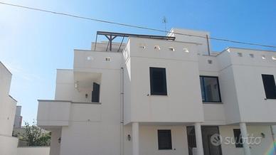 Attico nuova costruzione vista mare