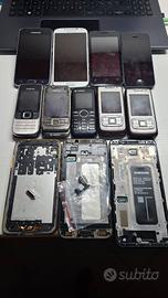 Lotto 12 telefoni vecchi/non funzionanti