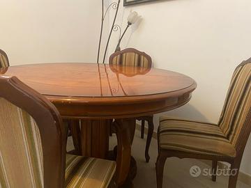 tavolo rotondo allungabile e 4 sedie
