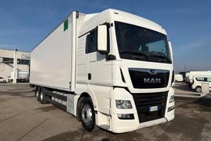 Motrice man Tgx 26.460 euro 6 isotermico 9,60 metr