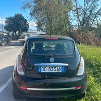 lancia y 1.3 diesel anno 2006 nessun difetto