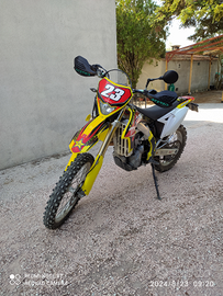 Suzuki Valenti RM 450x