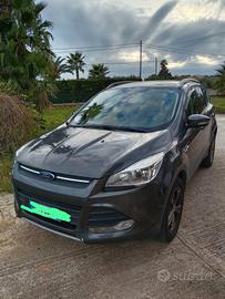 FORD KUGA AUTOMATICA 2015 – 2.0 TDCi 