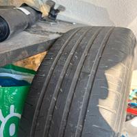 Gomme e cerchi da 17