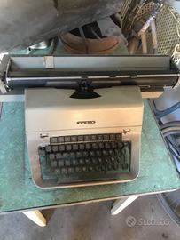 Macchina da scrivere