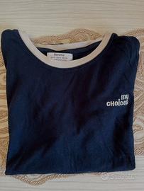 T-shirt blu scuro Bershka con scritta “my choices”