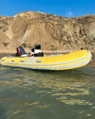 Gommone tecno 440