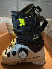 Scarponi da sci Fischer RC4 misura 24.5