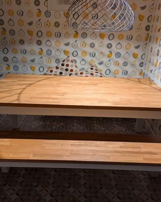 Tavolo in vero legno con panche 
