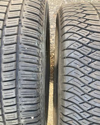 Gomme 215/60/17