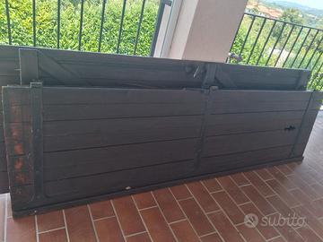 scuri/persiane intagliate in legno massello