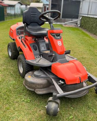 Trattorino Husqvarna Rider 4x4