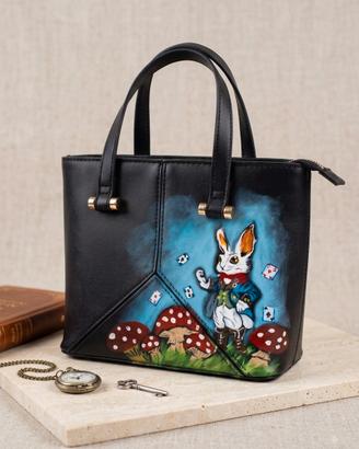 Borsa nera dipinta a mano Coniglio Alice