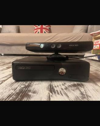 console Xbox 360 slim con 14 giochi