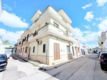 CASA SEMINDIPENDENTE A MANDURIA