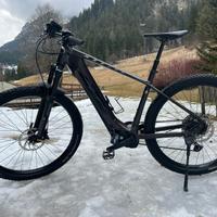 Ktm macina team Glorious 2022 front Mtb elettrica