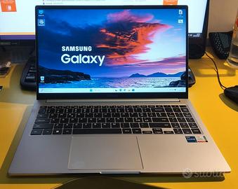 Samsung Galaxy Book2 i7 12a, 256Gb M.2, 8Gb RAM, 1