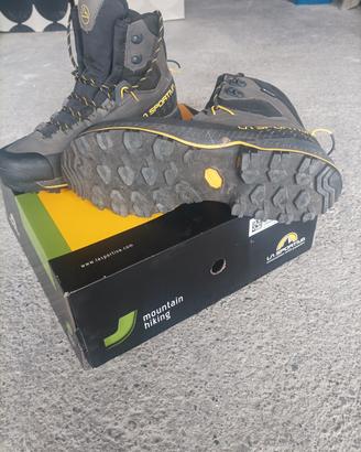 scarponi trekking la sportiva 