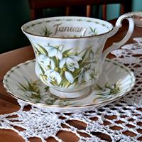 Tazza da tè Royal Albert Gennaio 