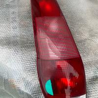 Fanale posteriore sinistro Fiat Punto 176