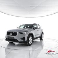VOLVO XC40 B3 Mild hybrid Benzina Essential