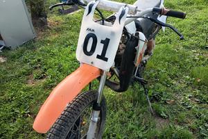 moto cross con motore cagiva